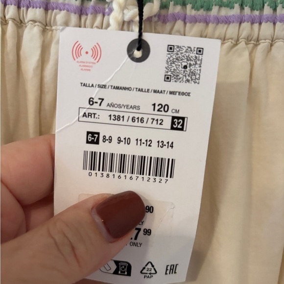 NWT Zara Girls Ivory Floral Embroidered Flare Spring Skirt Size 6/7 - Picture 3 of 9